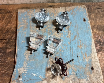 Vintage Dresser Knob Lot, 7 Vintage Knobs, Assorted Knobs, DIY Knobs, Rustic Knobs, Dresser Pulls