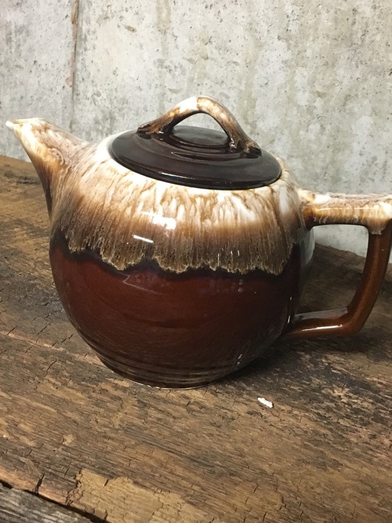 Vintage McCoy Brown Drip-tekanna, samlarkeramik, stengods från mitten av århundradet bild 9