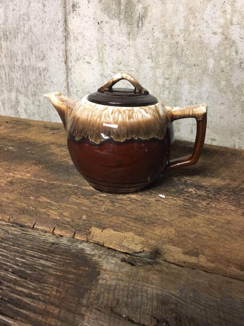 Vintage McCoy Brown Drip-tekanna, samlarkeramik, stengods från mitten av århundradet bild 1