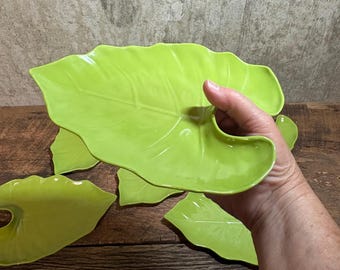 Melamine Snack Set, 6 Green Leaf Snack Plates, Green Plate Set, Handheld Plates, Plasticware, Outdoor Dishes, Retro Melamine