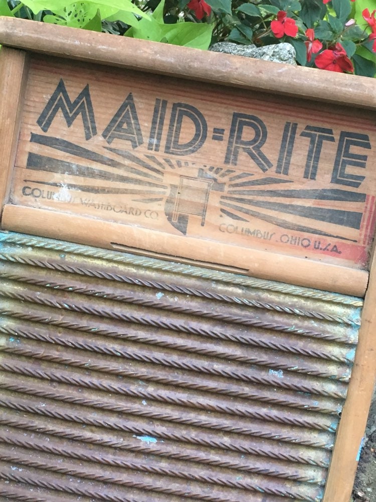 Maid-rite Washboard, Yard Art, Garden Decoration, Zinc