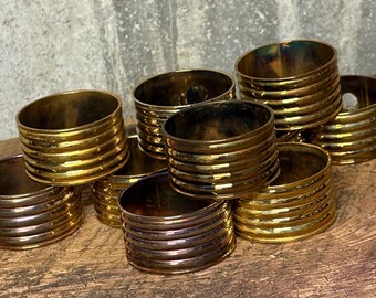 Set of 10 Brass Napkin Rings, Retro Modern Dining Decor, Ribbed Pattern Napkin Holders, Brass Decor