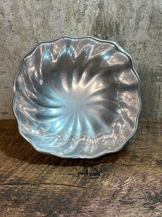 Wilton Armetale Pewter Bowl, Eddy Pattern, Vintage Dinnerware - Etsy