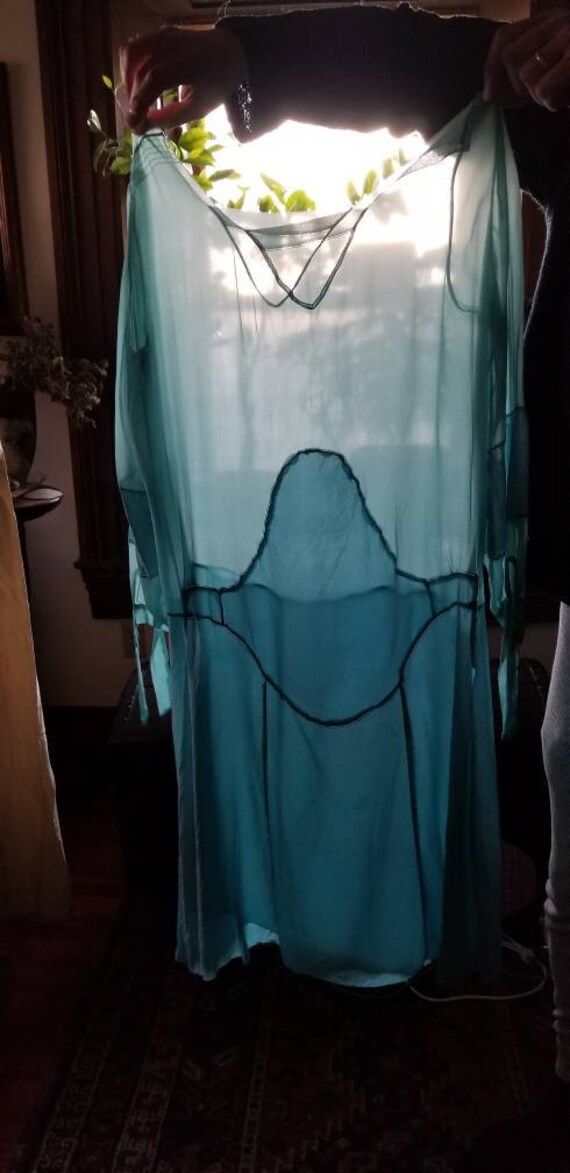 Beautiful, Authentic Robin's Egg Blue 1920s silk c