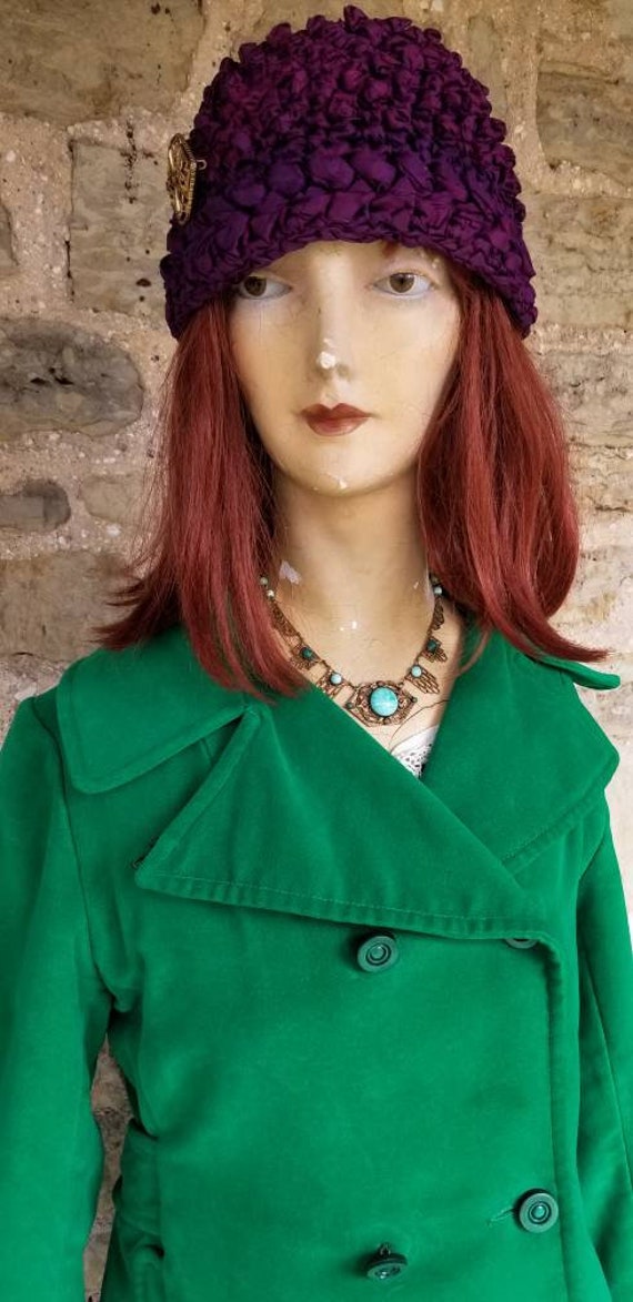 Designer Irving Posluns 1960s Kelly Green Velvet P