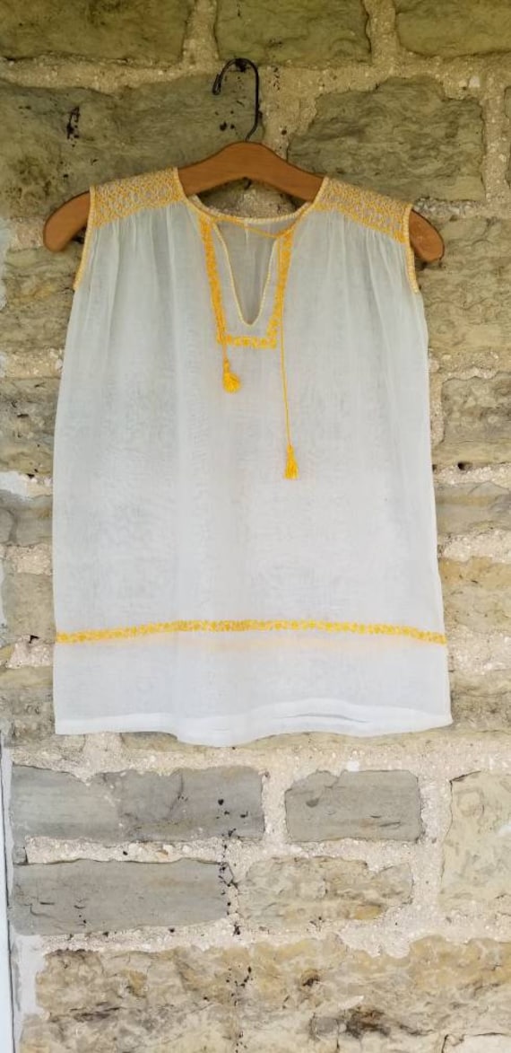 Sunny 1930s Hungarian Embroidered Gauzy Summer Blo