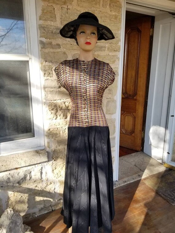 1940s Hollywood Glam Formal Metallic Gold Lame Moi