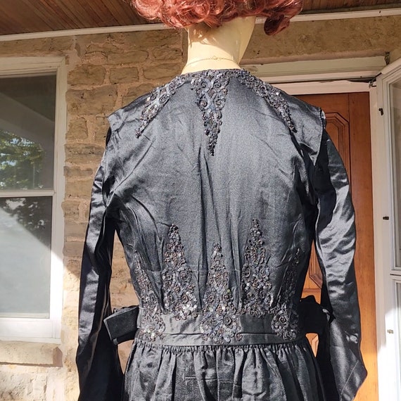 Antique Victorian Dress, c.1890s, Silk Serpentine… - image 6