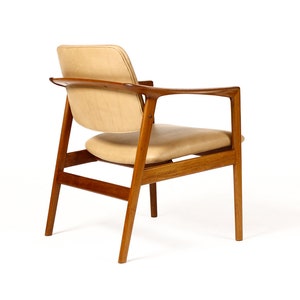 Danish Modern / Mid Century Teak Arm Chair Folke Ohlsson for Dux Tan leather image 6