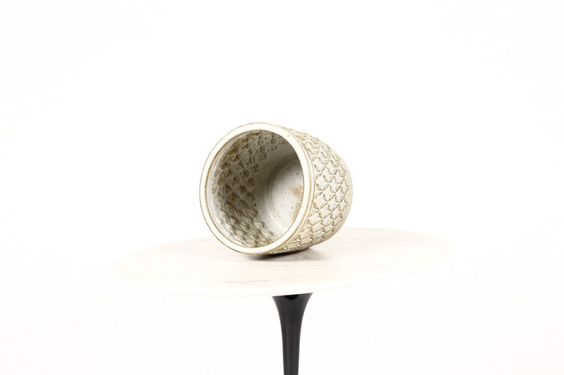 Ceramic Stoneware Planter \u2014 Large Delta pattern \u2014White Glaze \u2014 P52