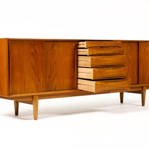 Danish modern / Mid Century Teak Credenza / Sideboard Sliding Doors Dyrlund image 6