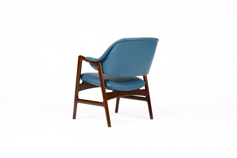 Danish Modern / Mid Century Mahogany Framed Lounge Chair Blue Vinyl Ingmar Relling for Westnofa image 3