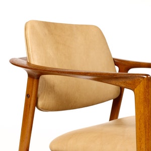 Danish Modern / Mid Century Teak Arm Chair Folke Ohlsson for Dux Tan leather image 9