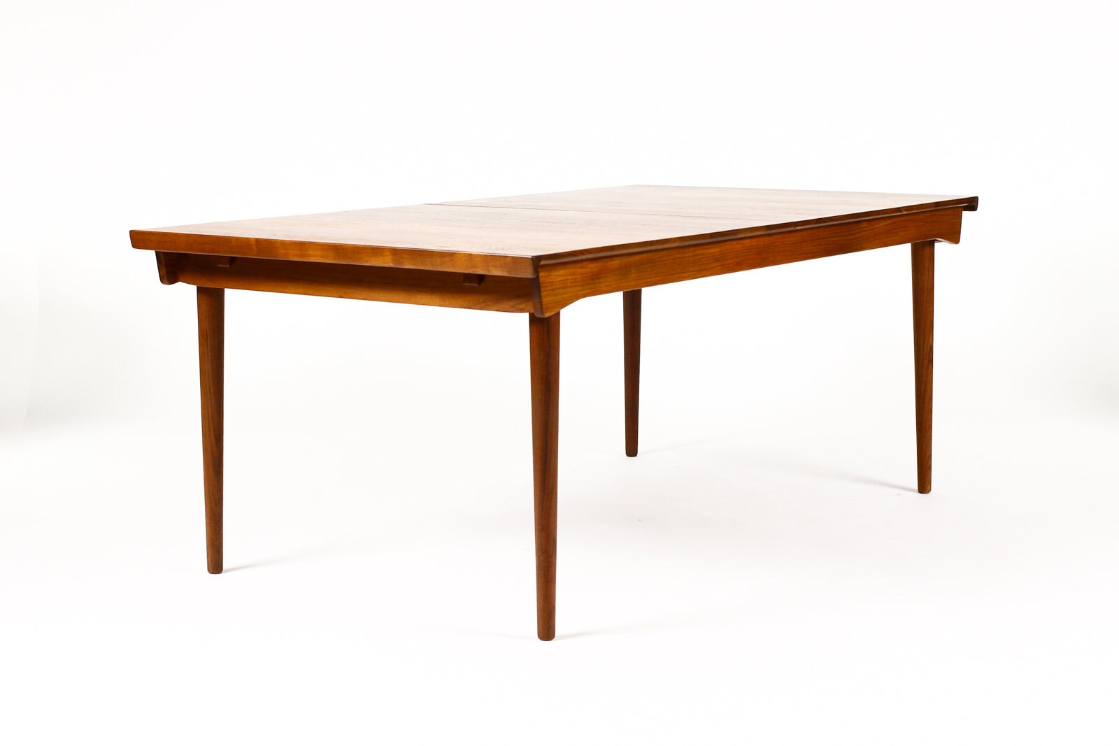 Denmark teak テーブル Danish Modern / Mid Century Teak Dining Table — Finn Juhl FD