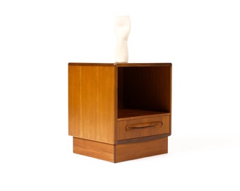 Danish Modern / Mid Century Single Teak Nightstand with drawer – Fresco Line – G-Plan — D