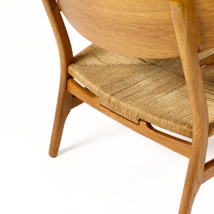 Danish Modern / Mid Century Oak Lounge / Armchair Hans Wegner for Carl Hansen Model CH22 A image 10