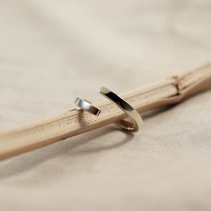 Bague en argent, bague ouverte minimaliste en argent sterling 925, bague métallique carrée réglable, bijoux tendance modernes pour femme