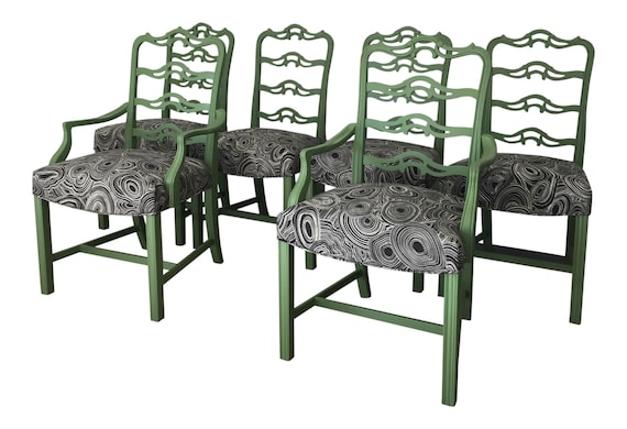 Green Dining Room Chairs / Elegant Bottle Green Dining Room With Wooden