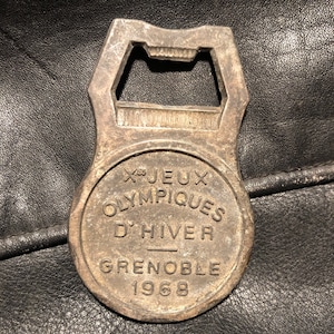 Broche Rare Grenoble 1968 - X Jeux Olympiques D'hiver - Monnaie De Paris