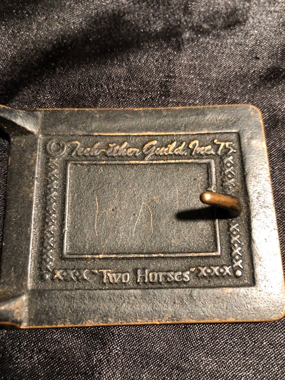 Vintage beautiful Tech ether belt buckle Two Hors… - image 6