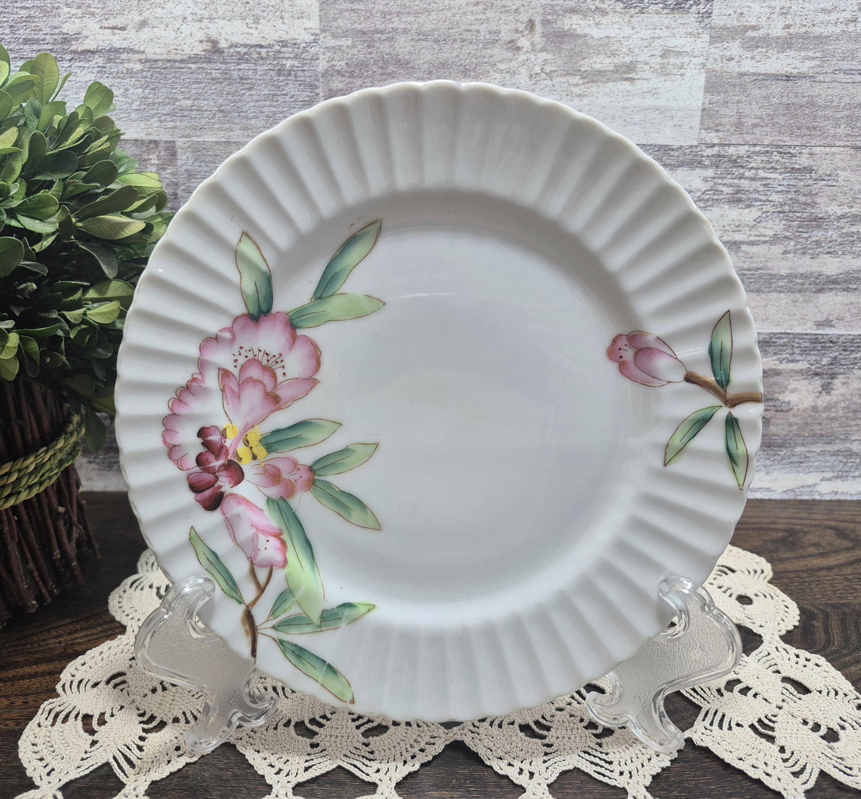 Vintage Merit China Salad Plate, Tropical Crocus Flower, Fluted