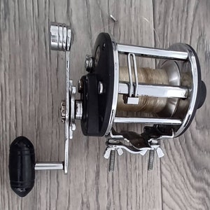 Vintage PENN 210 Saltwater Fishing Reel, High Speed Ball Bearing Made in  the USA 