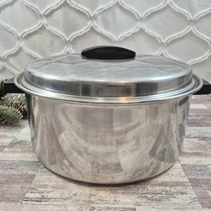 Vintage Ekco FLINT Stainless Steel Stockpot 6 Qt, Radiant Heat Core, Bakelite Handles