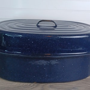 Enamelware Blue and White Speckled Ham Roaster Roasting Pan-Small