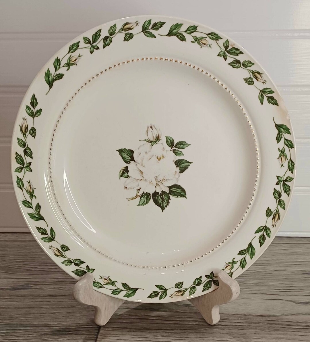 Vintage Superior Hall Quality Dinnerware Cameo Rose 8.25 Dessert