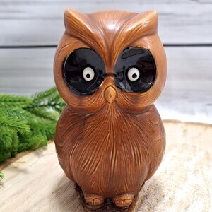 Lefton Porcelain Owl with Big Eyes, Hand Painted Figurine, Vintage JAPAN