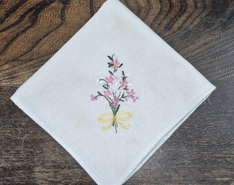 Pañuelo de lino vintage de 25 cm x 25 cm con diseño floral bordado, década de 1950, EE. UU.