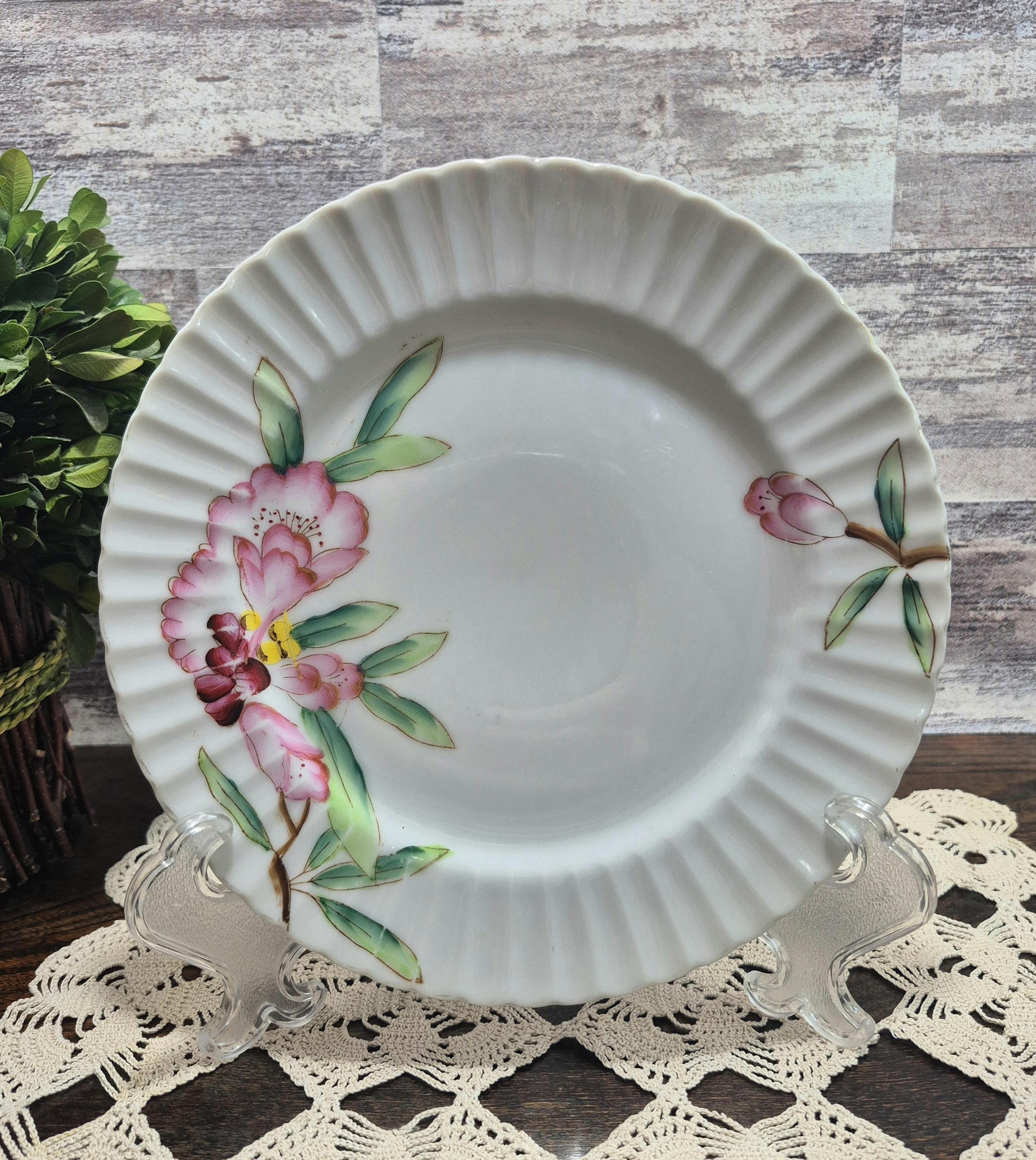 Vintage Merit China Salad Plate, Tropical Crocus Flower, Fluted