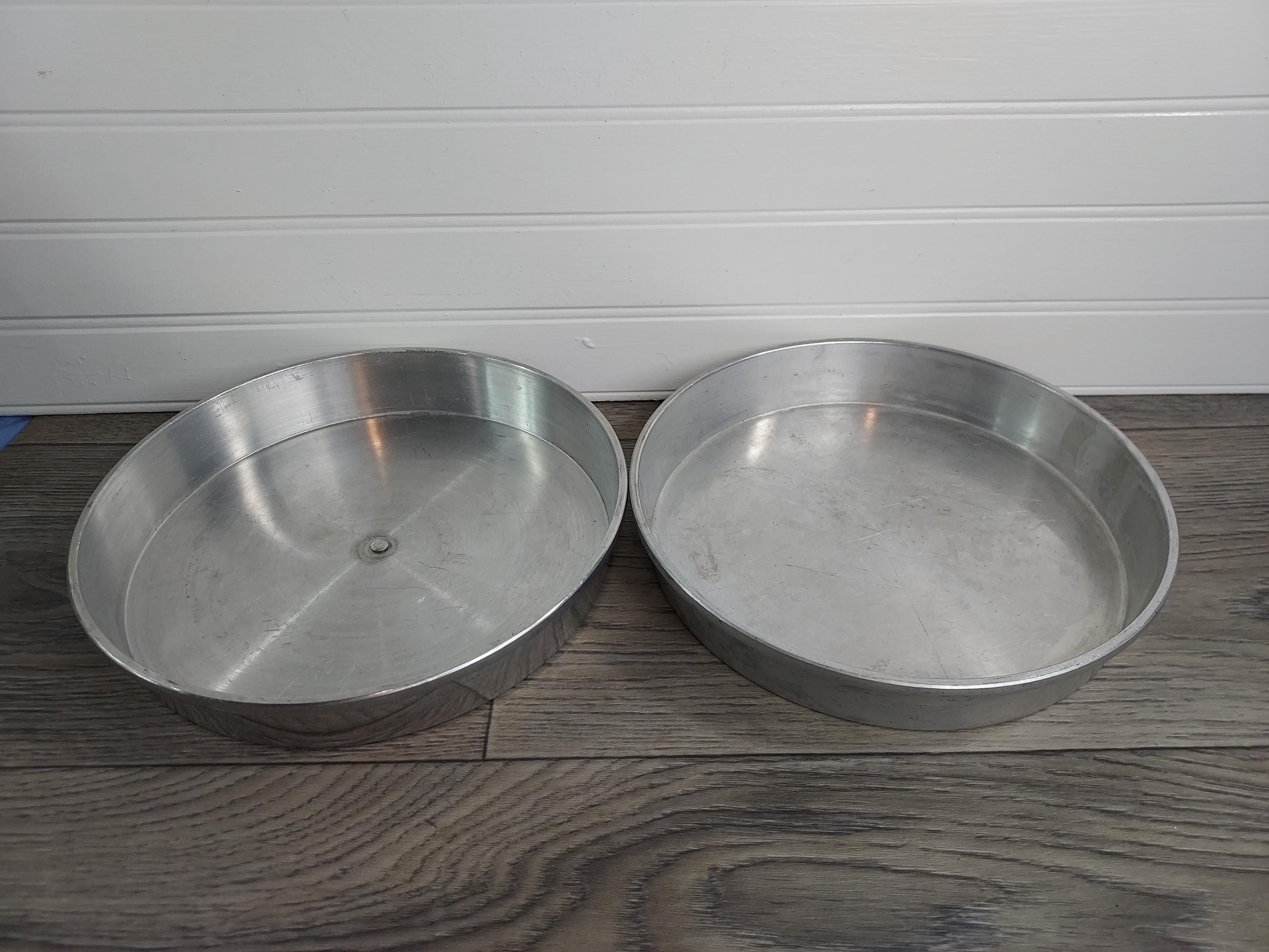 Vintage MIRRO Aluminium Kuchenformen - 9 "Runde Layer Pfannen - 1970er Jahre - 2er Set