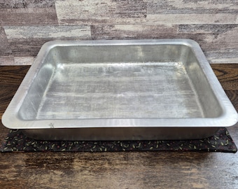 Vintage WearEver 13" x 9" x 2.25" Insulated Cake & Lasagna Pan, Double-Walled Heavy Duty
