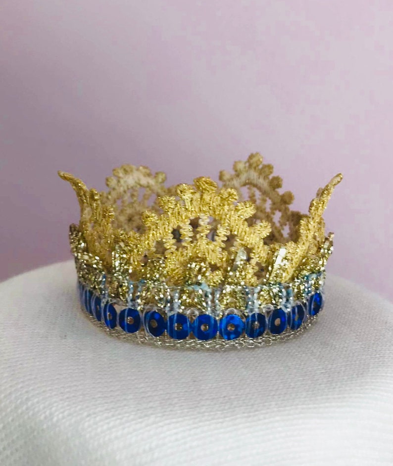 Pet Crown / Gold Lace Crown / Photo Prop / Gold Crown for Dogs Cats Guinea Pig Hedgehog Snake Chinchilla Ferret / Pet Birthday Party image 1