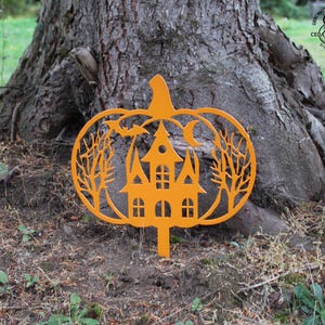 Spooky Pumpkin Yard Stake for Halloween Decor, Haunted House & Scary Yard Art, Metal Pumpkin, Halloween Decoration, Scary, Powder Coat Metal