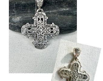 Ornate Cross Pendant. Solid Silver.