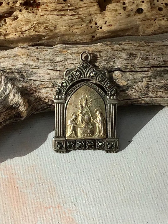 Mid Century Pendant. Feast of The Rosary. - image 4