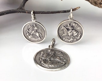 SAINT GEORGE PENDANT. Sterling Silver.