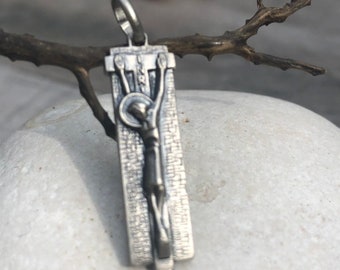Small and Unique Crucifix. Sterling Silver.