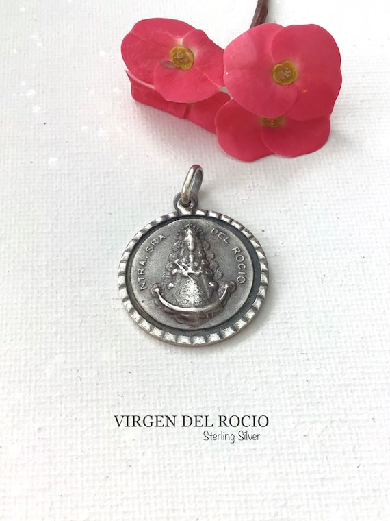Medaglia d'argento della Vergine con Bambino – Galleria Mariana