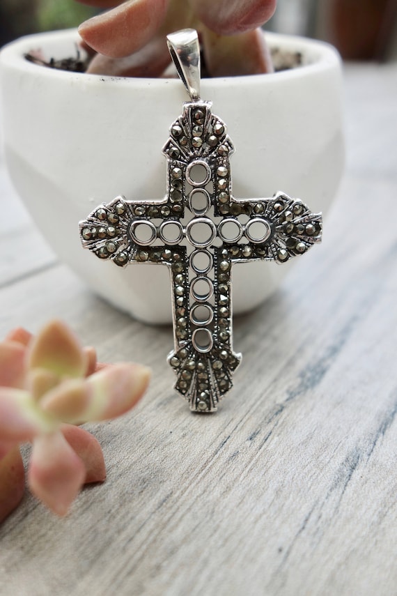 Sterling silver cross. Vintage cross. Gem