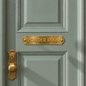 Placa personalizada de latón macizo, placa de bronce personalizada para puerta de baño, placa grabada para decoración de pared, placa de metal con nombre, regalo para ella. imagen 2