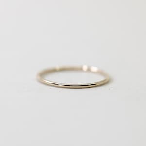 Gold Smooth Stacking Ring, Dainty Minimalist Ring, Gold Filled Stacking Ring, Thin Gold Ring, Dainty Ring, Minimalist Ring, Handmade