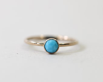 Turquoise ring in gold - dainty gold filled stacking ring - Birthstone jewelry - Dainty gemstone stackable ring