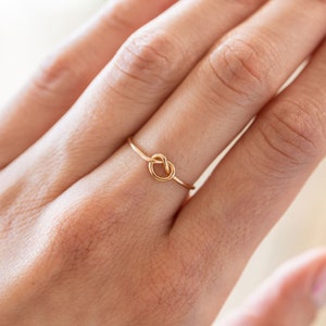 Gold Knot Ring Dainty Minimalist gold filled ring Handmade dainty promise ring love knot ring zdjęcie 3