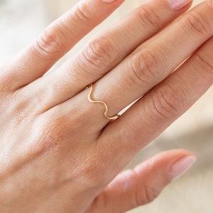 Dainty Gold Filled Wavy Ring Water Resistant, handmade handcrafted ripple ring image 2