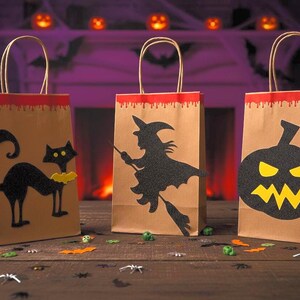 HALLOWEEN goodie bag / Witch party favor / Pumpkin gift bags / Spooky party image 2