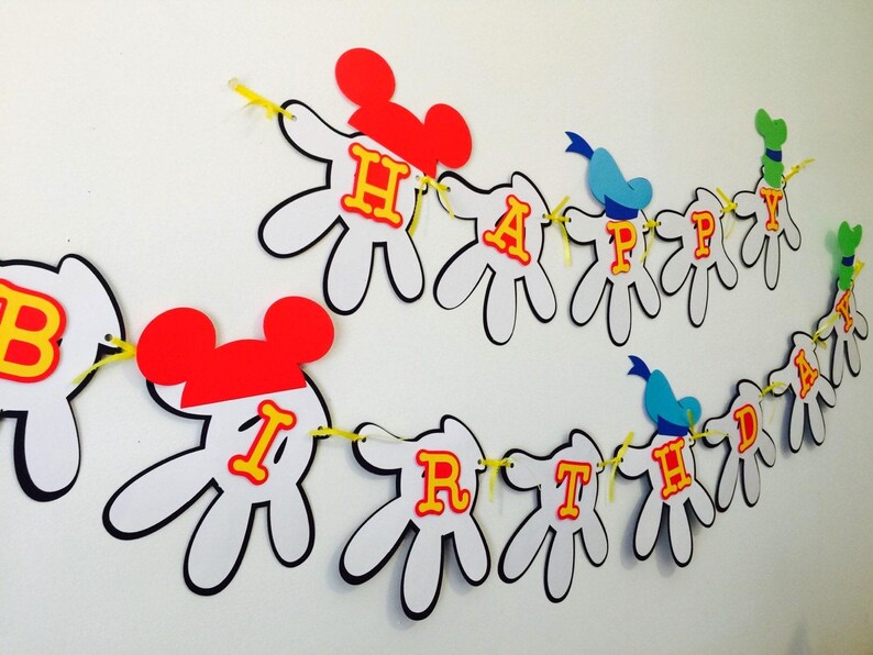 Banner de feliz cumpleaños inspirado en Mickey Mouse, colores primarios imagen 4