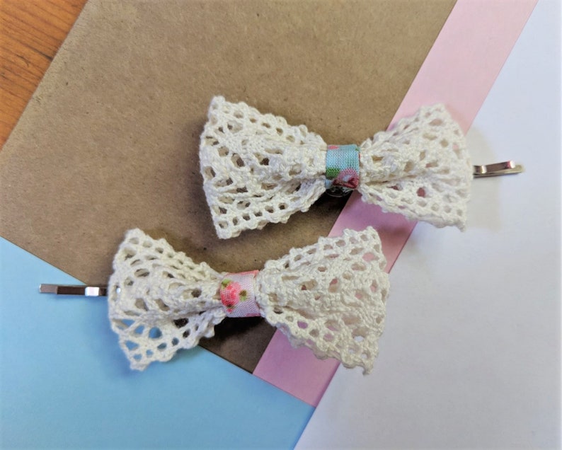 Rustic lace bow hair clip set of 2 pink/blue floral fabric bobby pin hair accessories for wedding, women and girls image 2